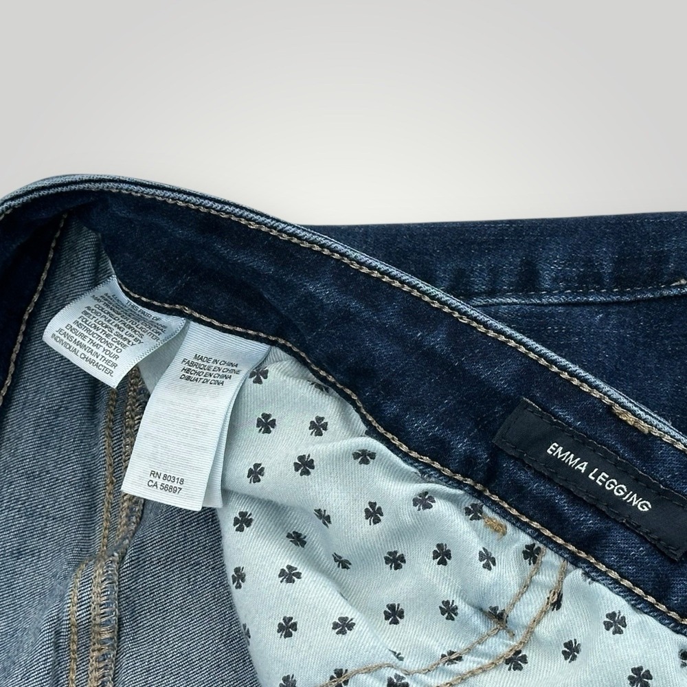 Lucky Brand Jeans Emma Legging 24W 41x26 Straight Leg Blue Womans Dark Wash - Picture 6 of 8